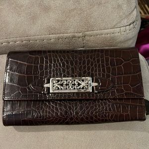 Brighton wallet